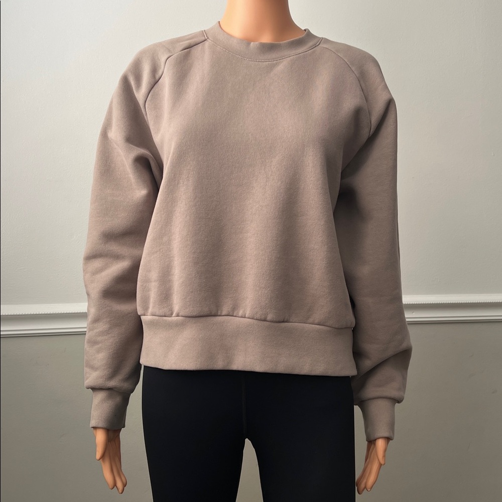 Athleta Easy Fleece Relaxed Crew
Sweatshirt - Picture 3 of 13